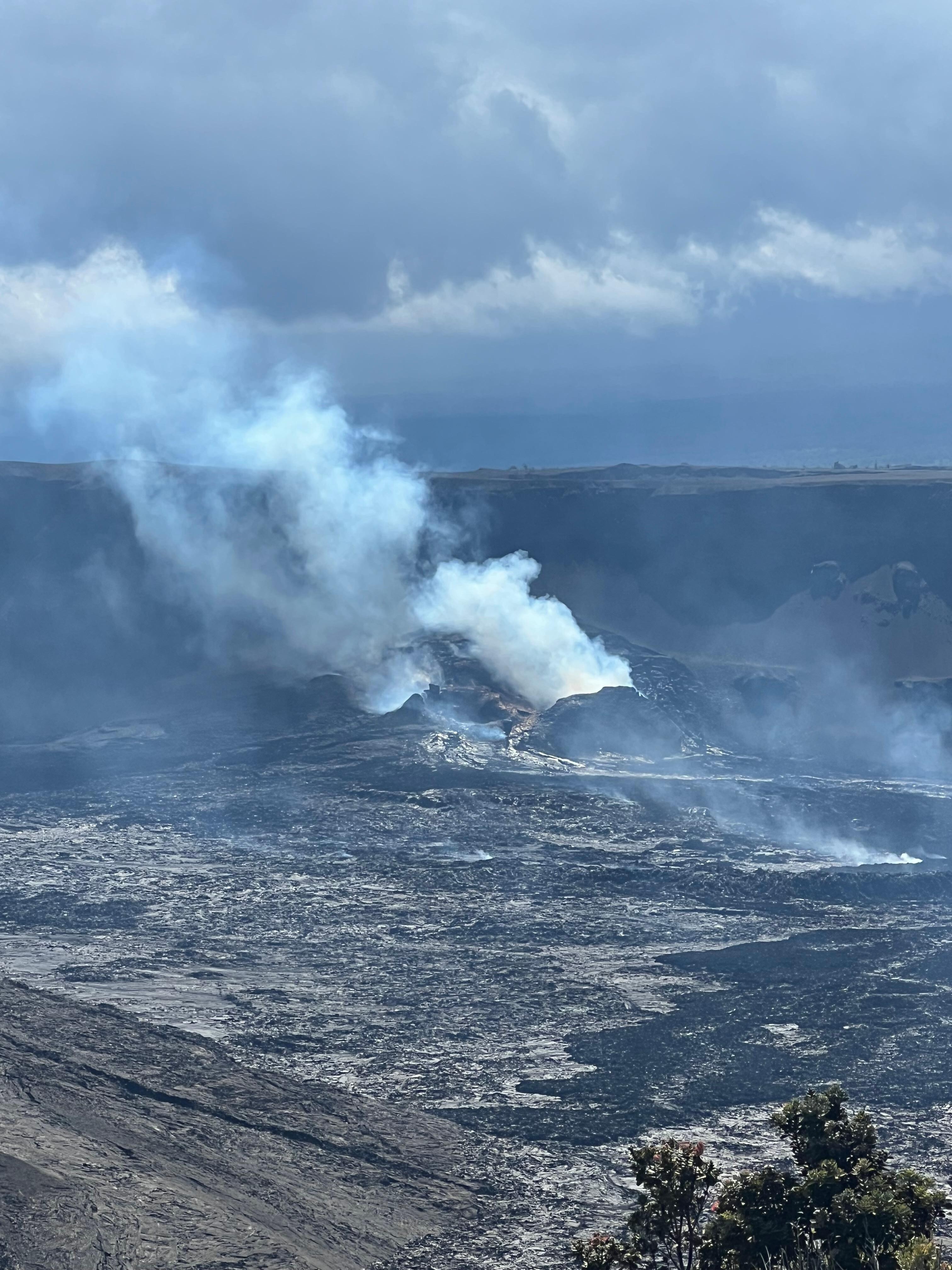 Kilauea volcano in action!