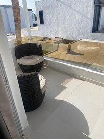 Balcony off upstairs double denroom