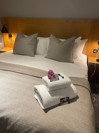 Fresh towels/ clean room.