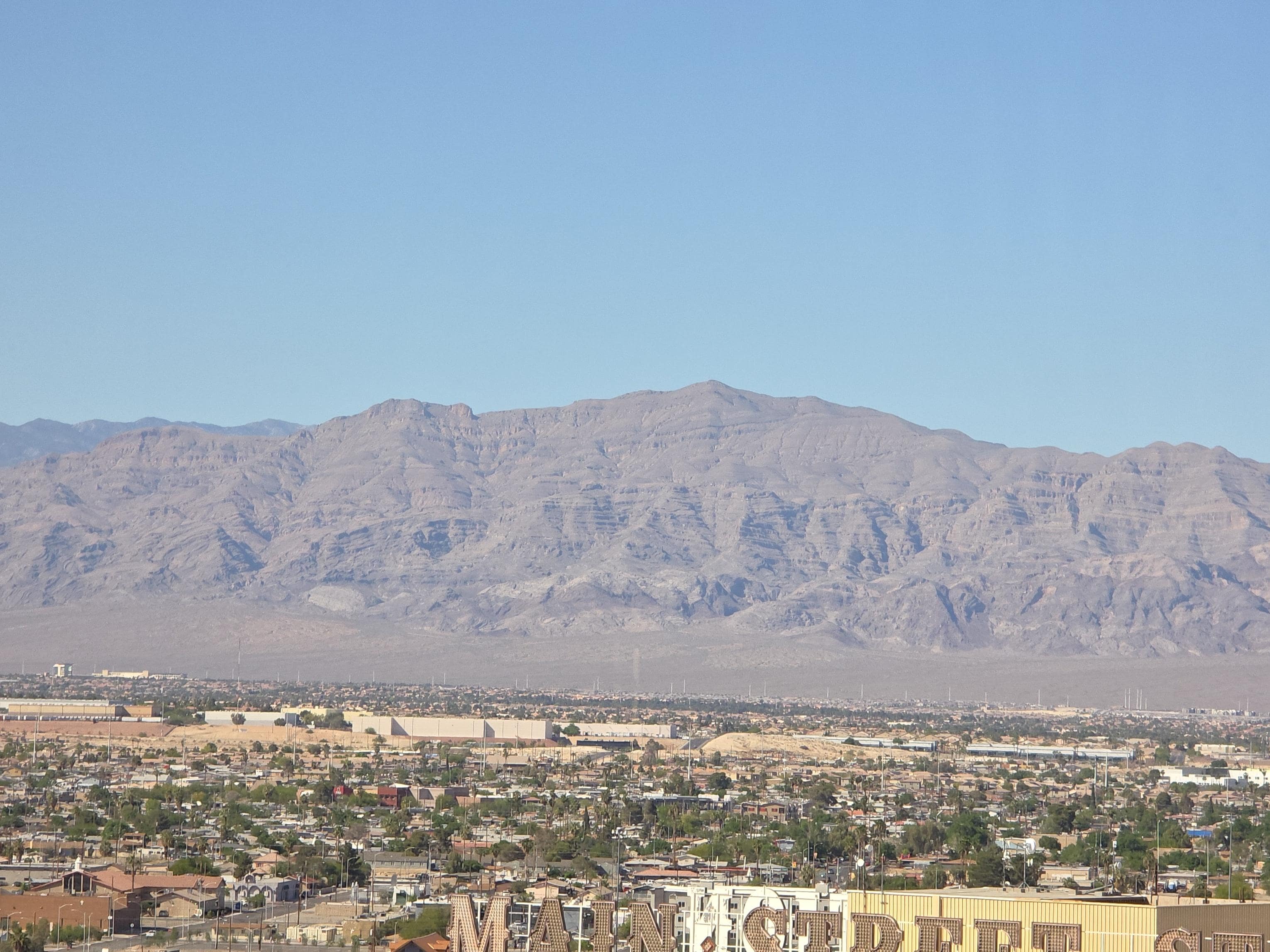 Beautiful view of the city/mountains