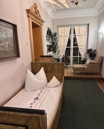 No idea why this bed was in the hallway.