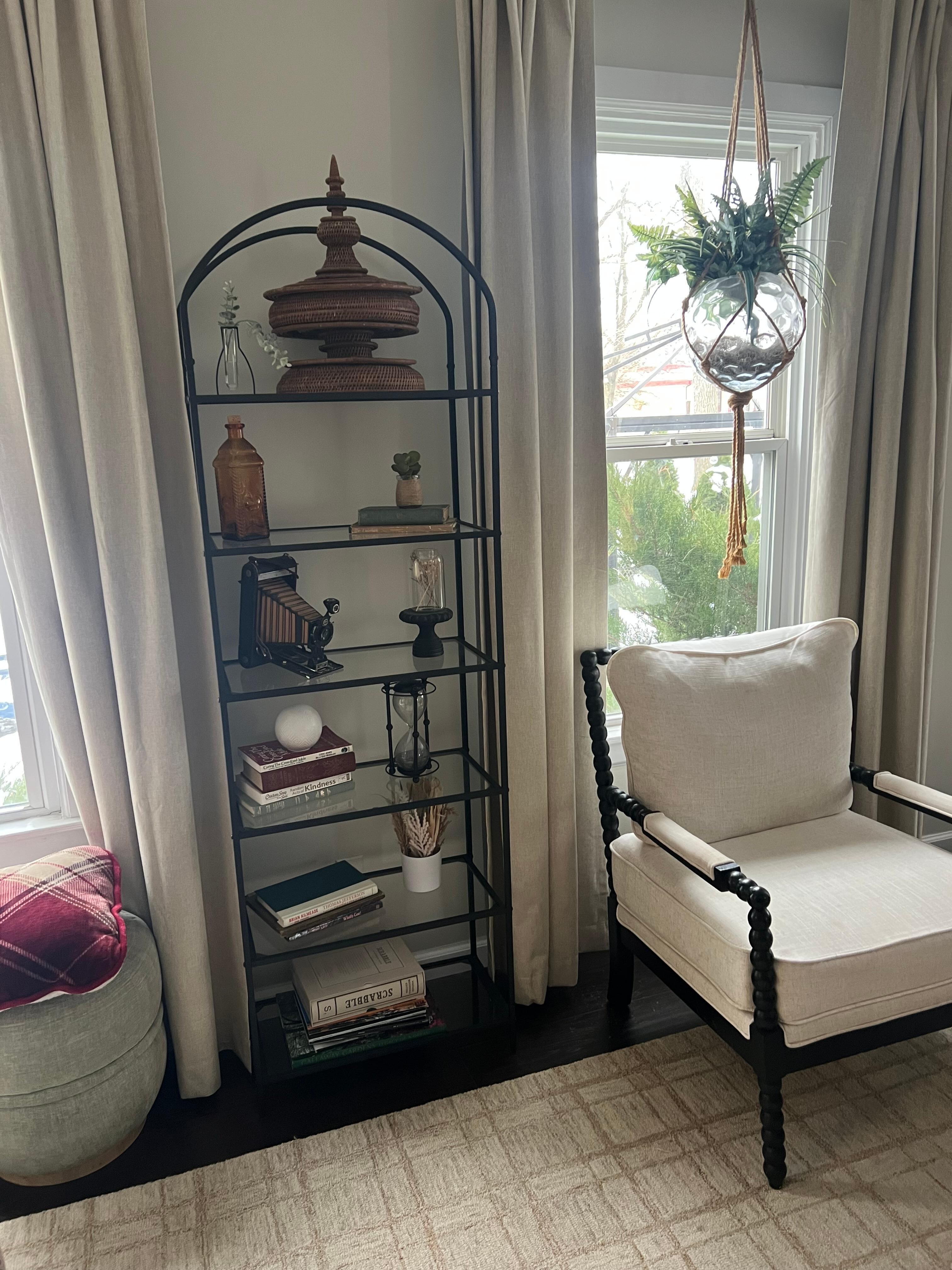 Plenty of comfy seating for a gathering of 10