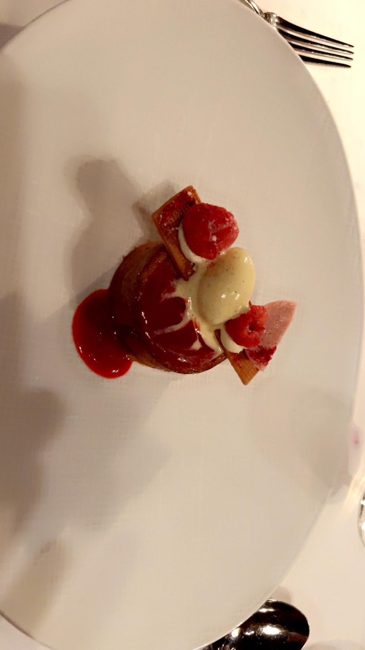 Desert i 5 retters meny.