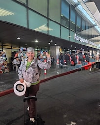 At the airport, The owner of Aurora Express help me to go to the airport.