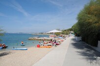 Stranden nedanför boendet