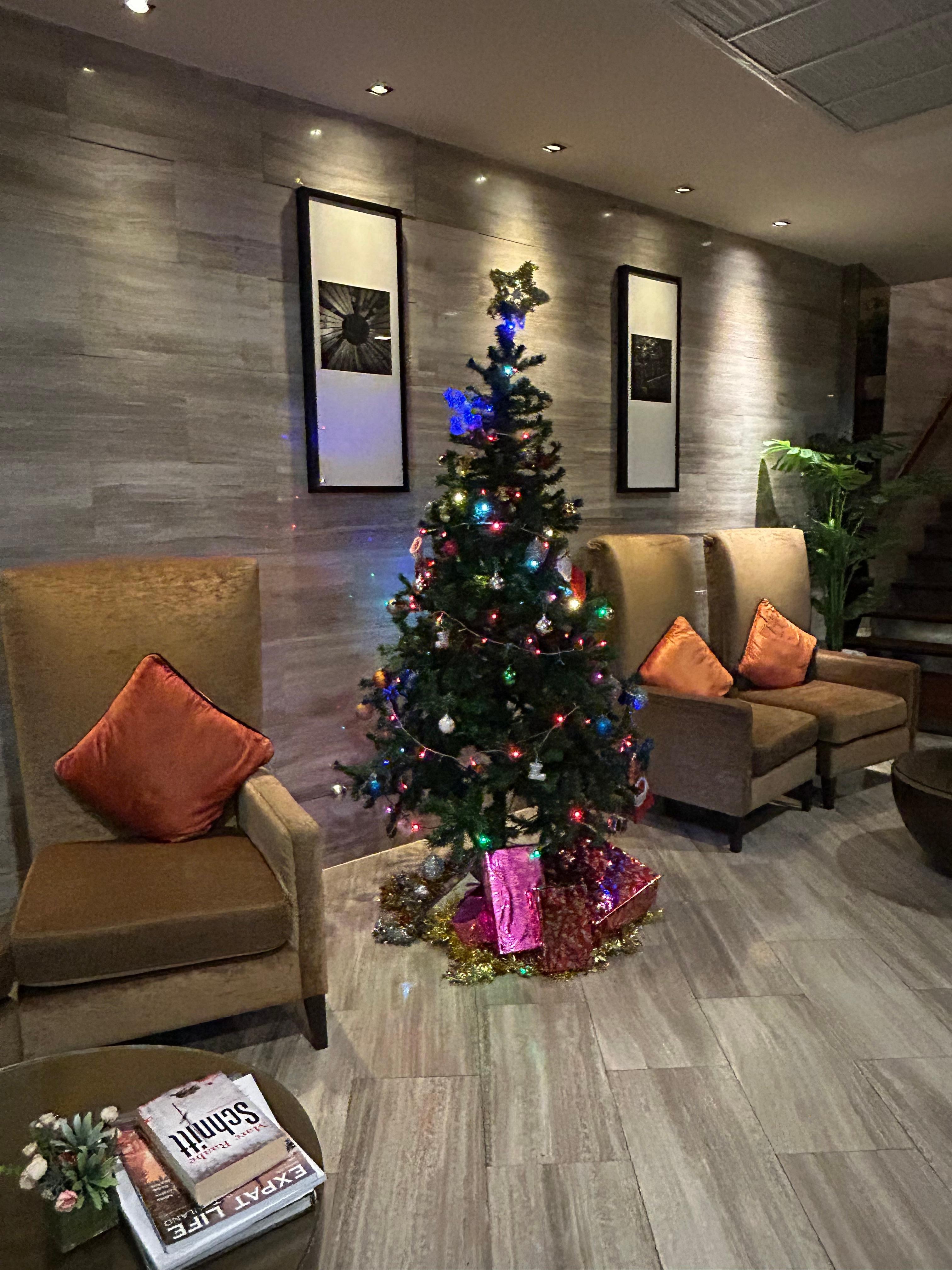 ホテルのロビー
