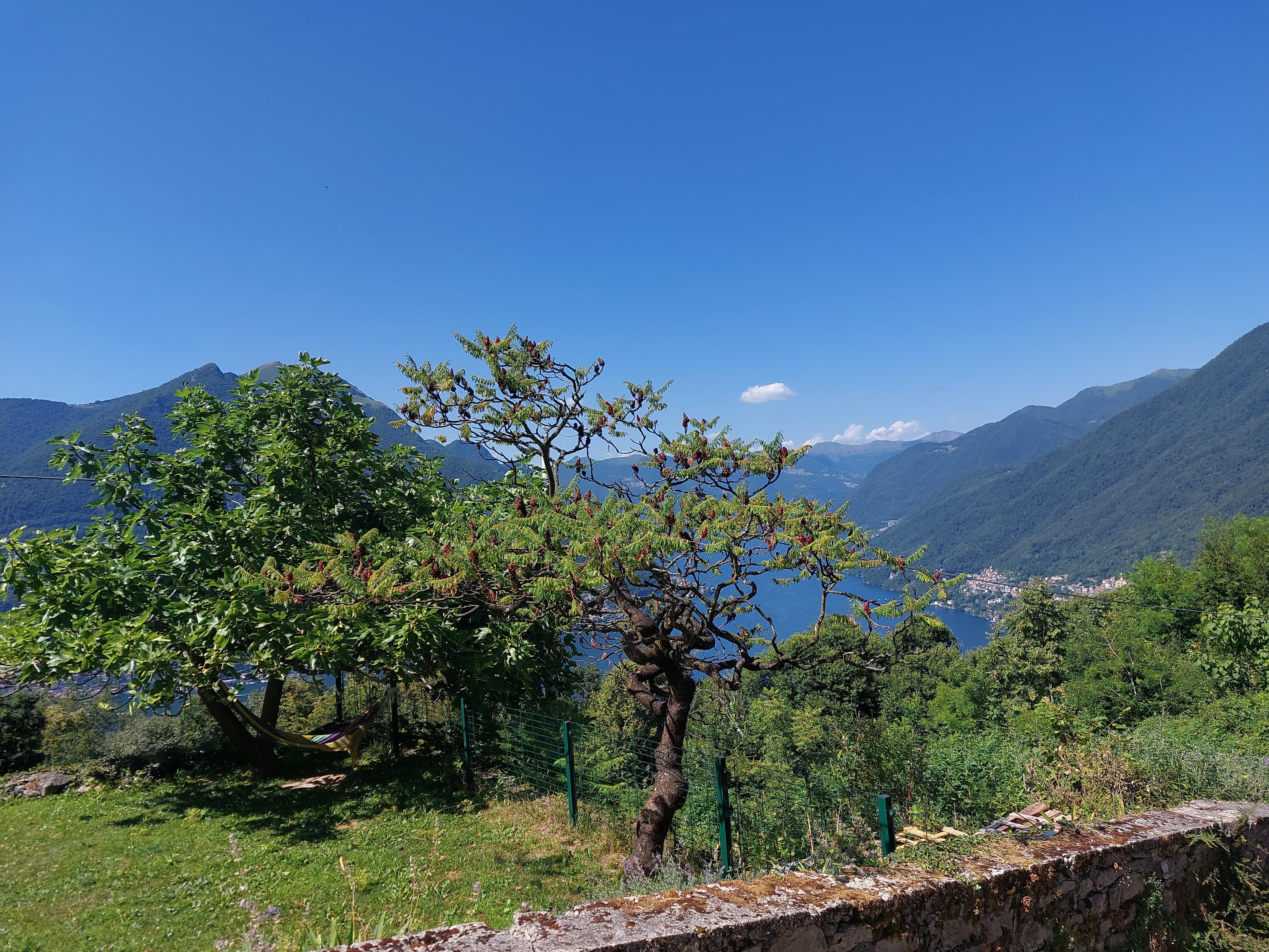 Blick aus unserem Fenster auf den Comer See