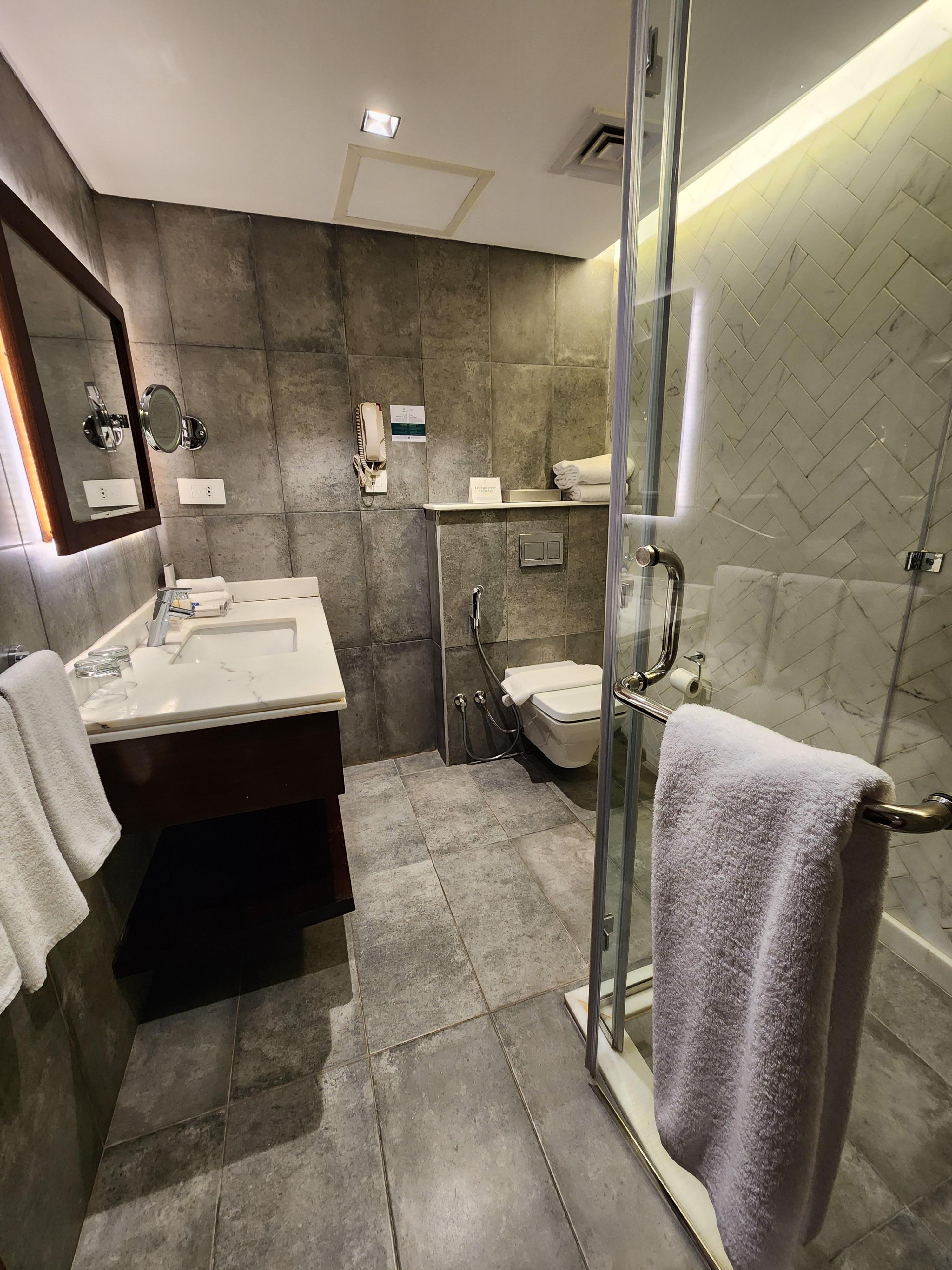 Modern bathroom