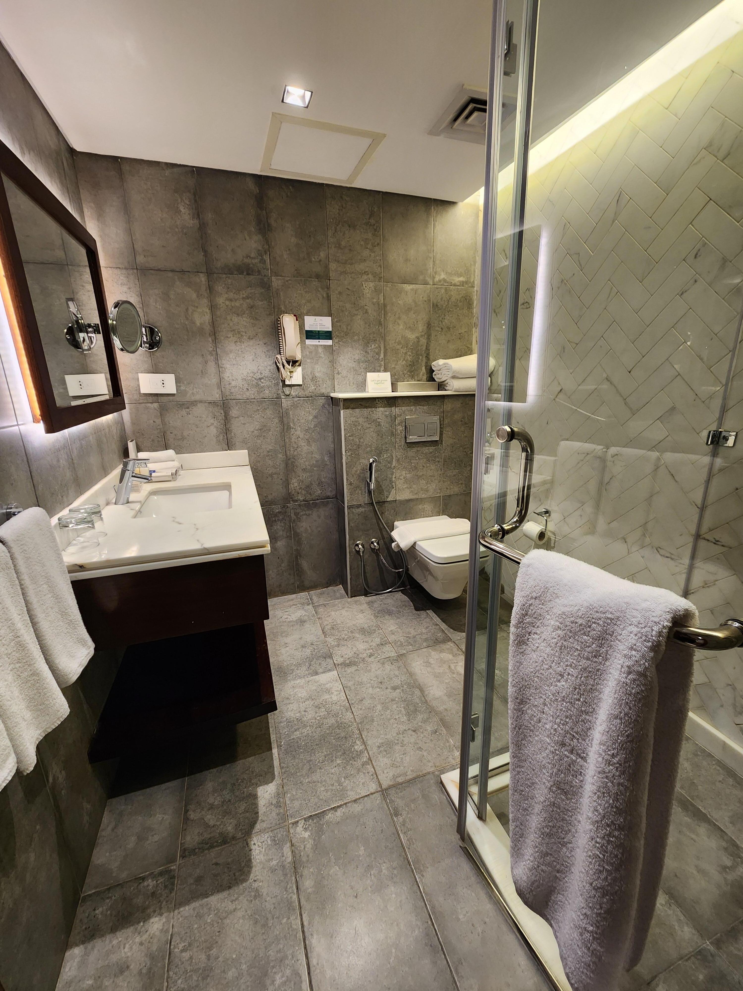 Modern bathroom