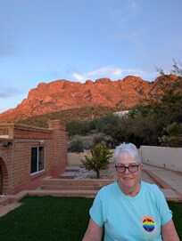 Beautiful sunsets right up against the mountains