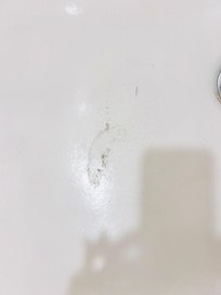 Greasy dirt in the bathtub