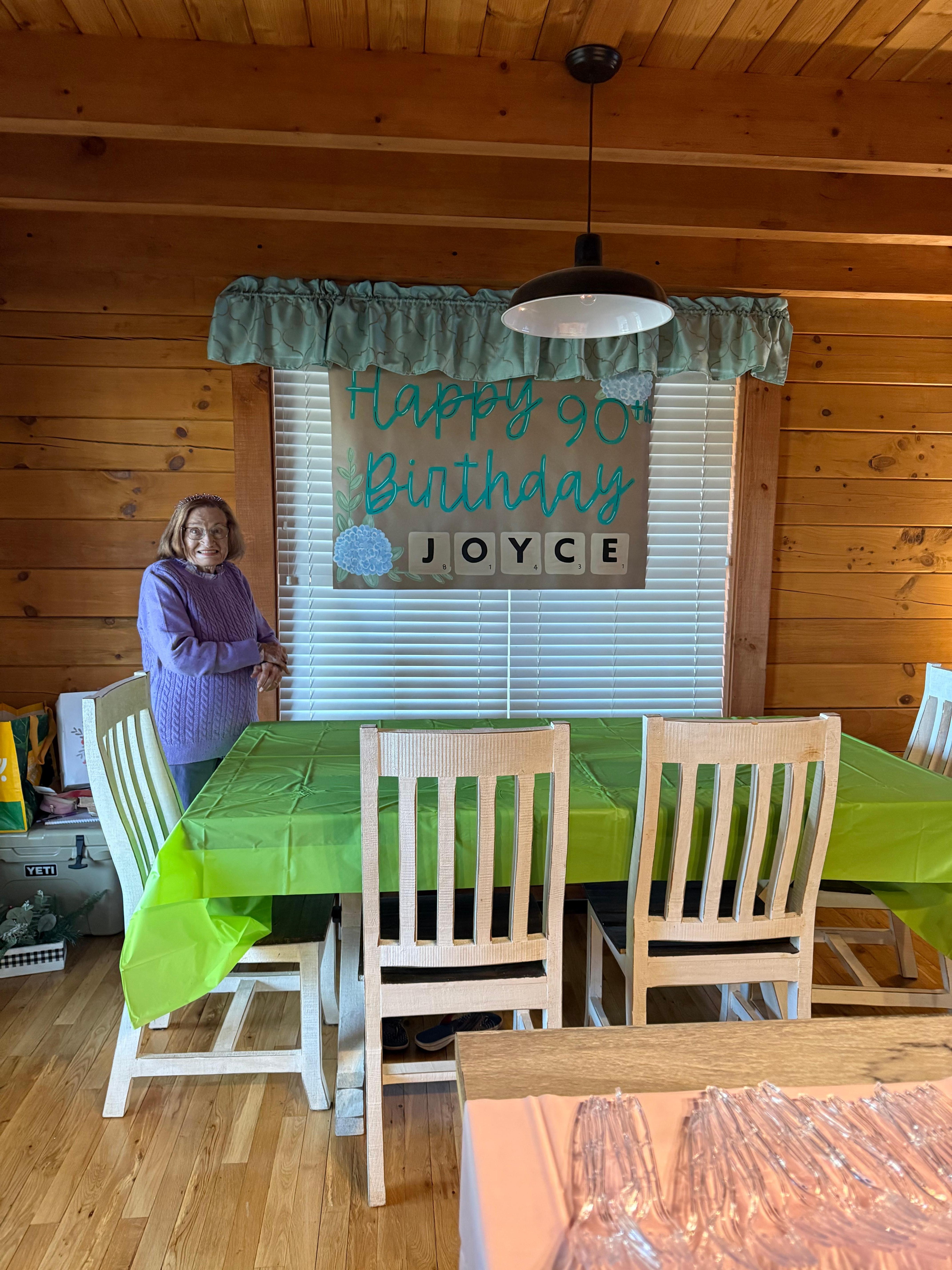 Nice dining areas on two levels!