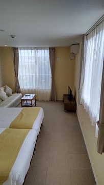 その辺りのリゾート、ビジネスホテルとは明らかに広さが違います。