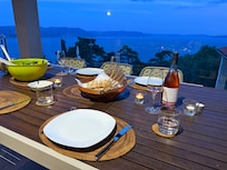 Leckeres Abendessen auf der Terasse….