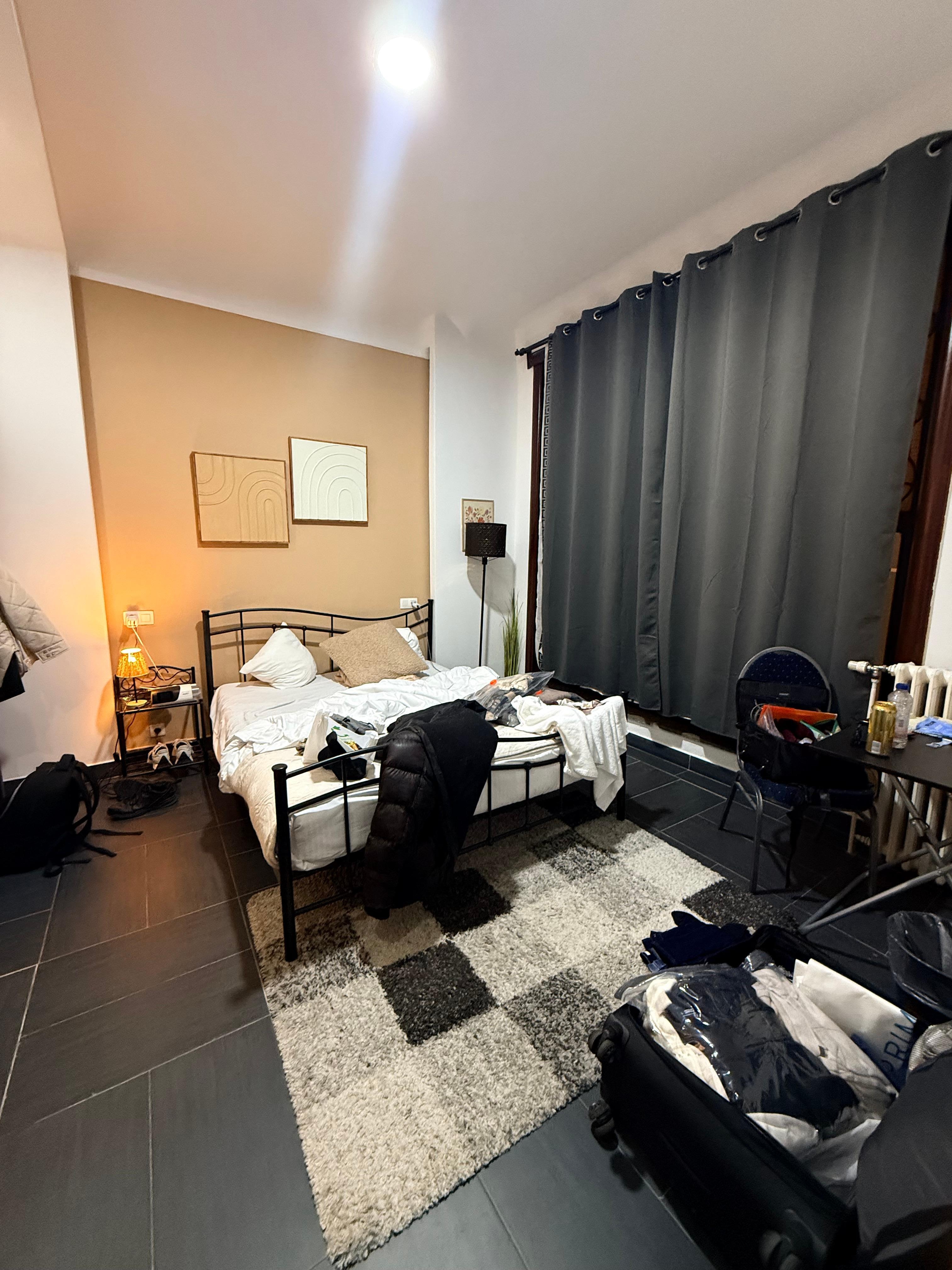 The room is good space 