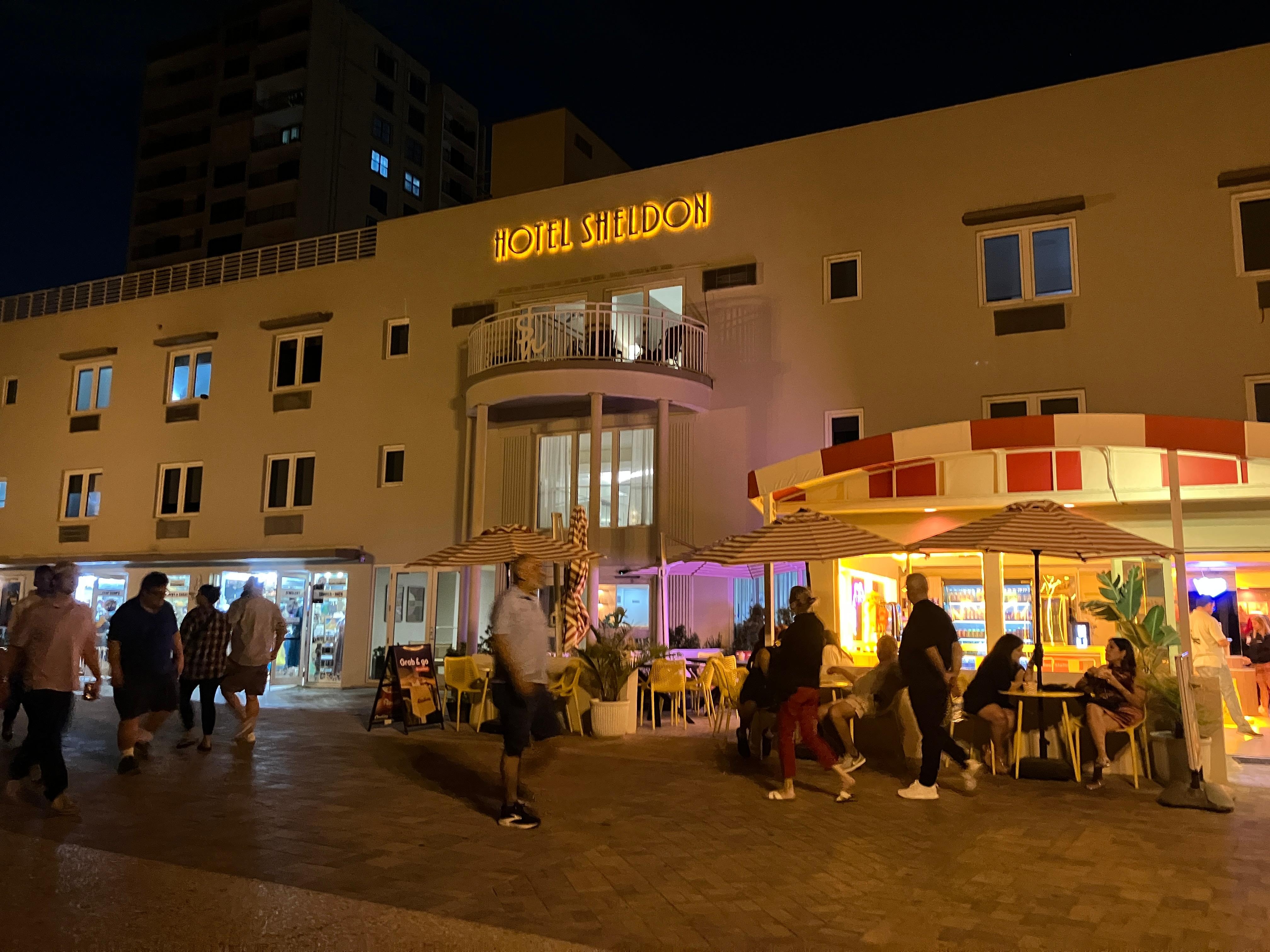 Busy beachside evening