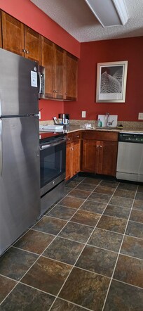 Really nice full kitchen