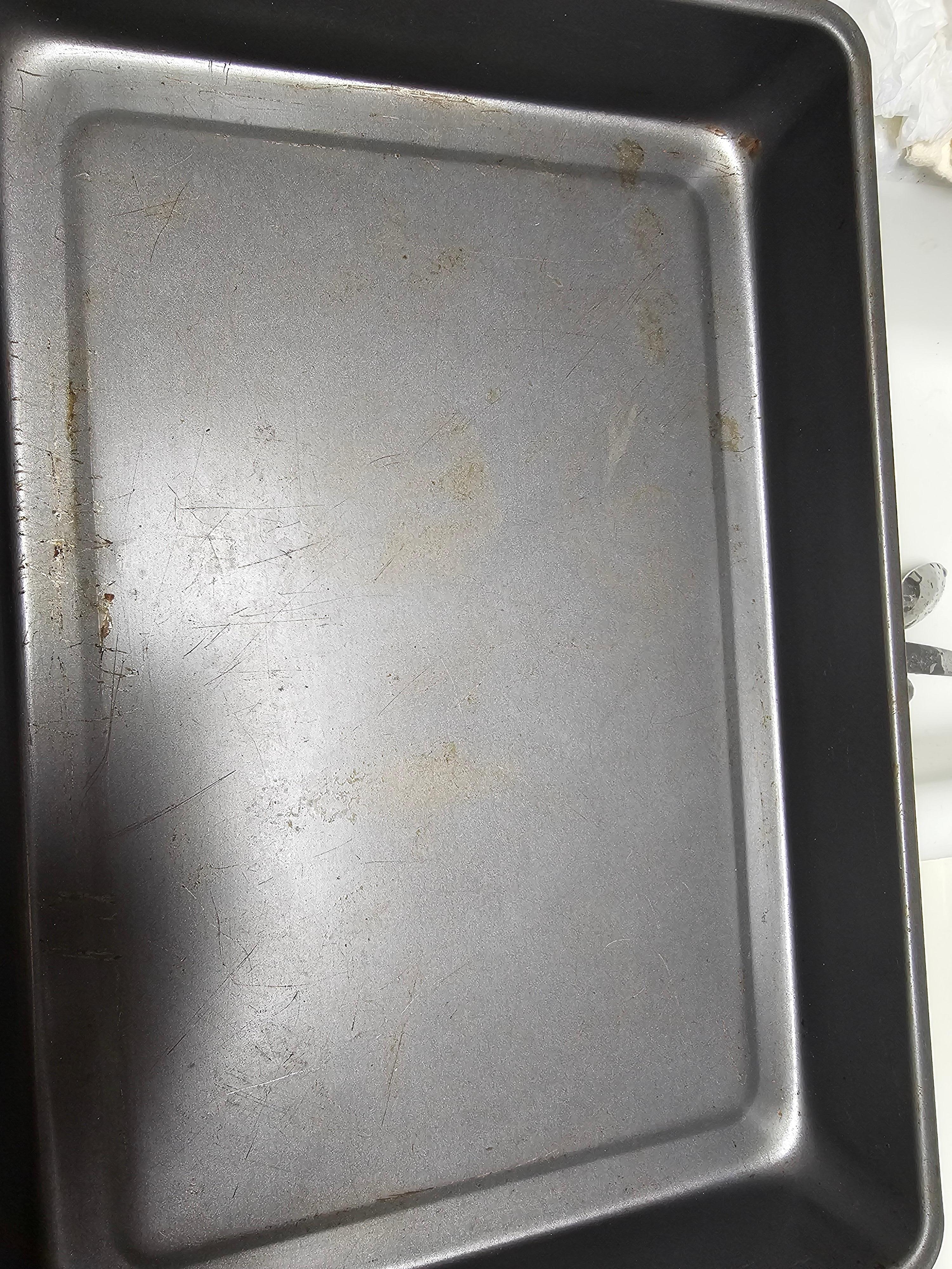 Rusty baking pan. 