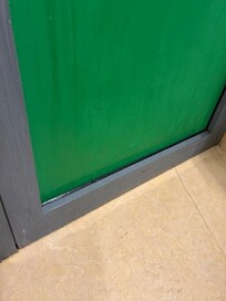 Condense water on the front door