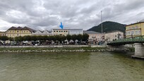 Lage direkt am Fluss