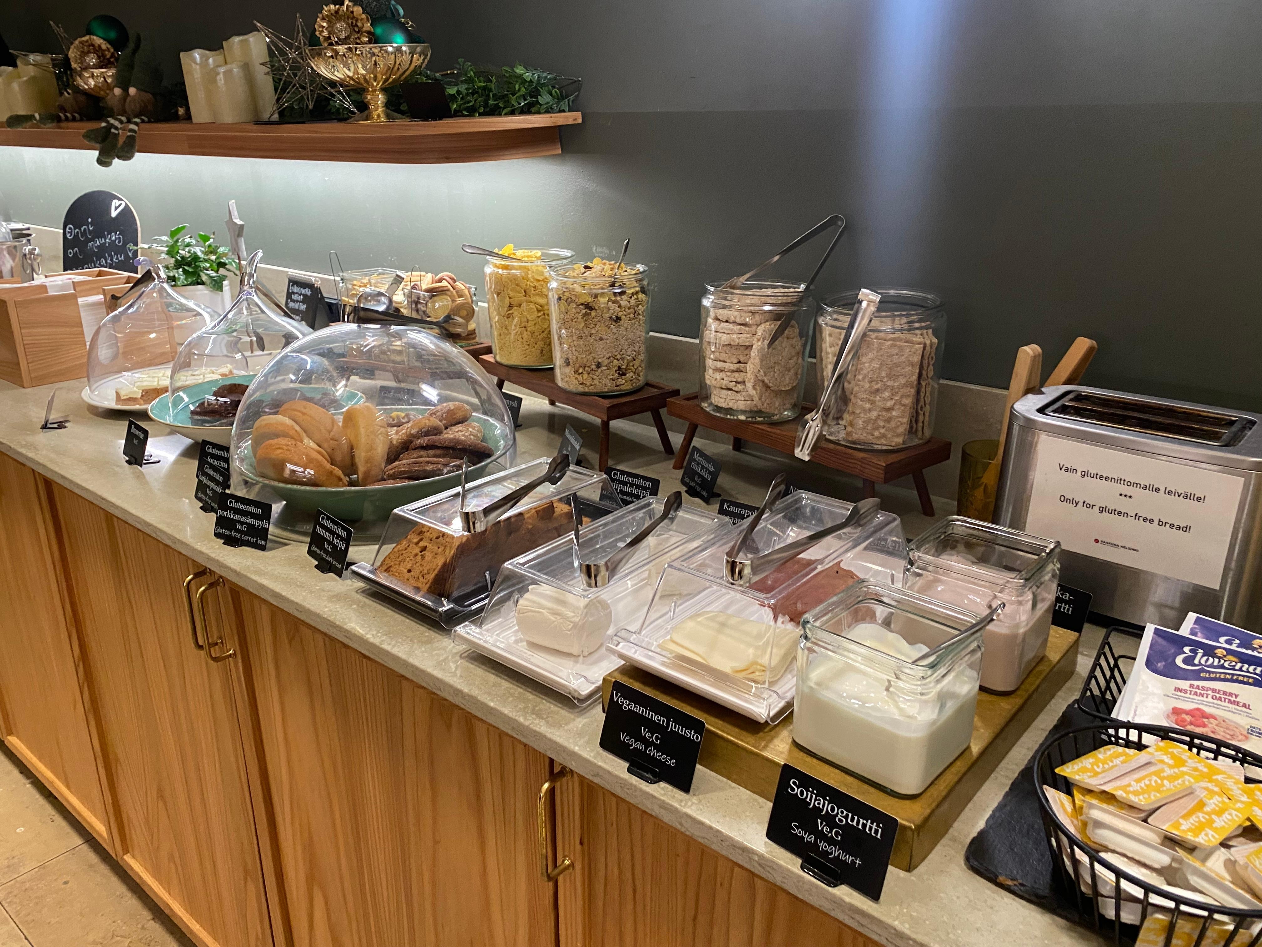 朝食ビュッフェ