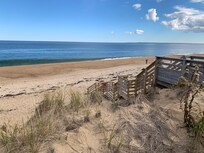 Ocean shore on Plum Island