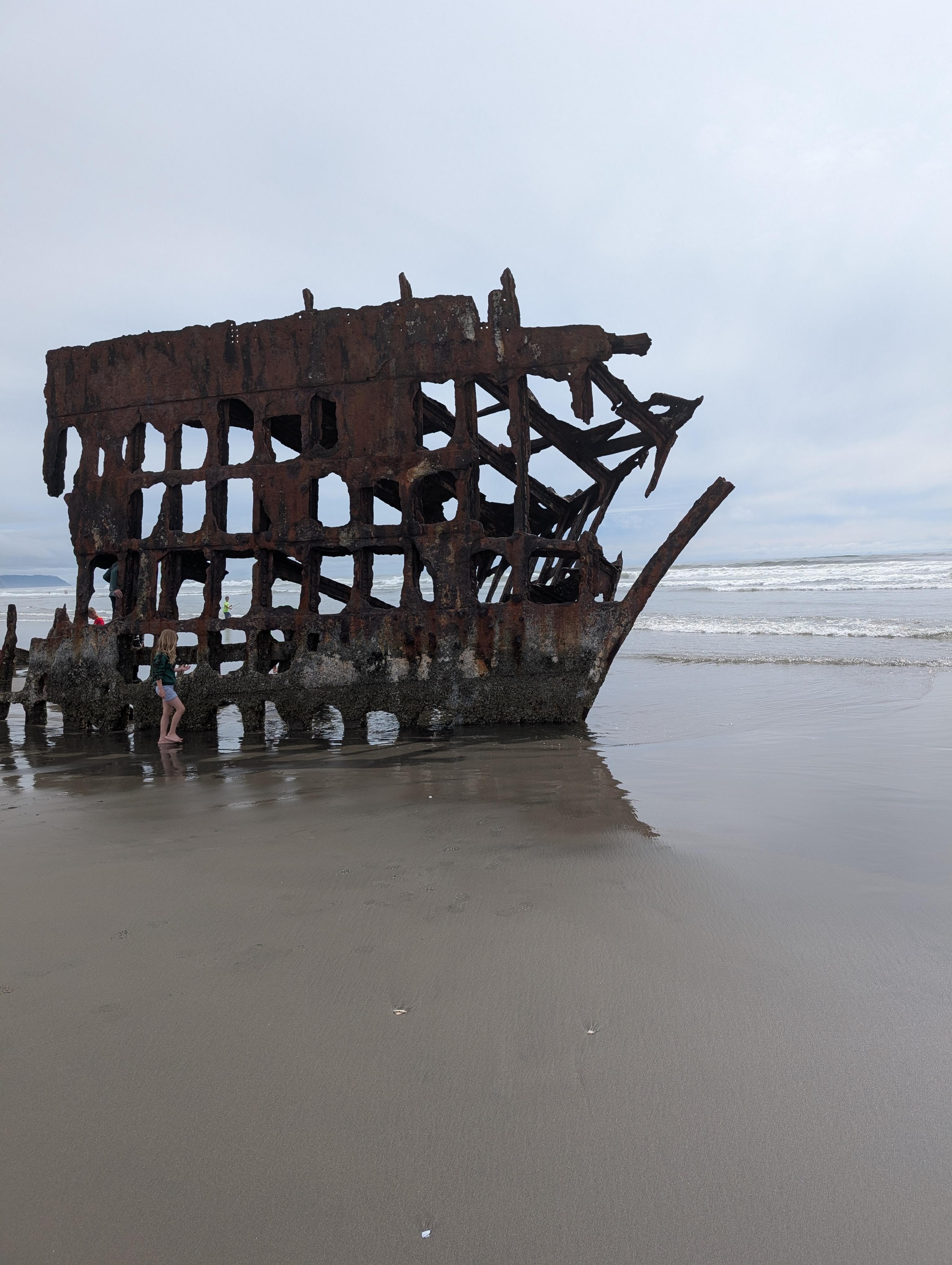 Shipwreck at Fort Stephens 