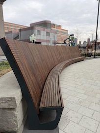 Sitting area next to Hotel