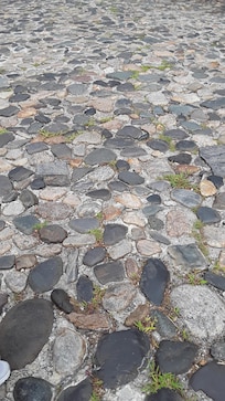 Major past history vs thin flip flops don't mix ! I appreciated the look & feel of old vibe Charleston