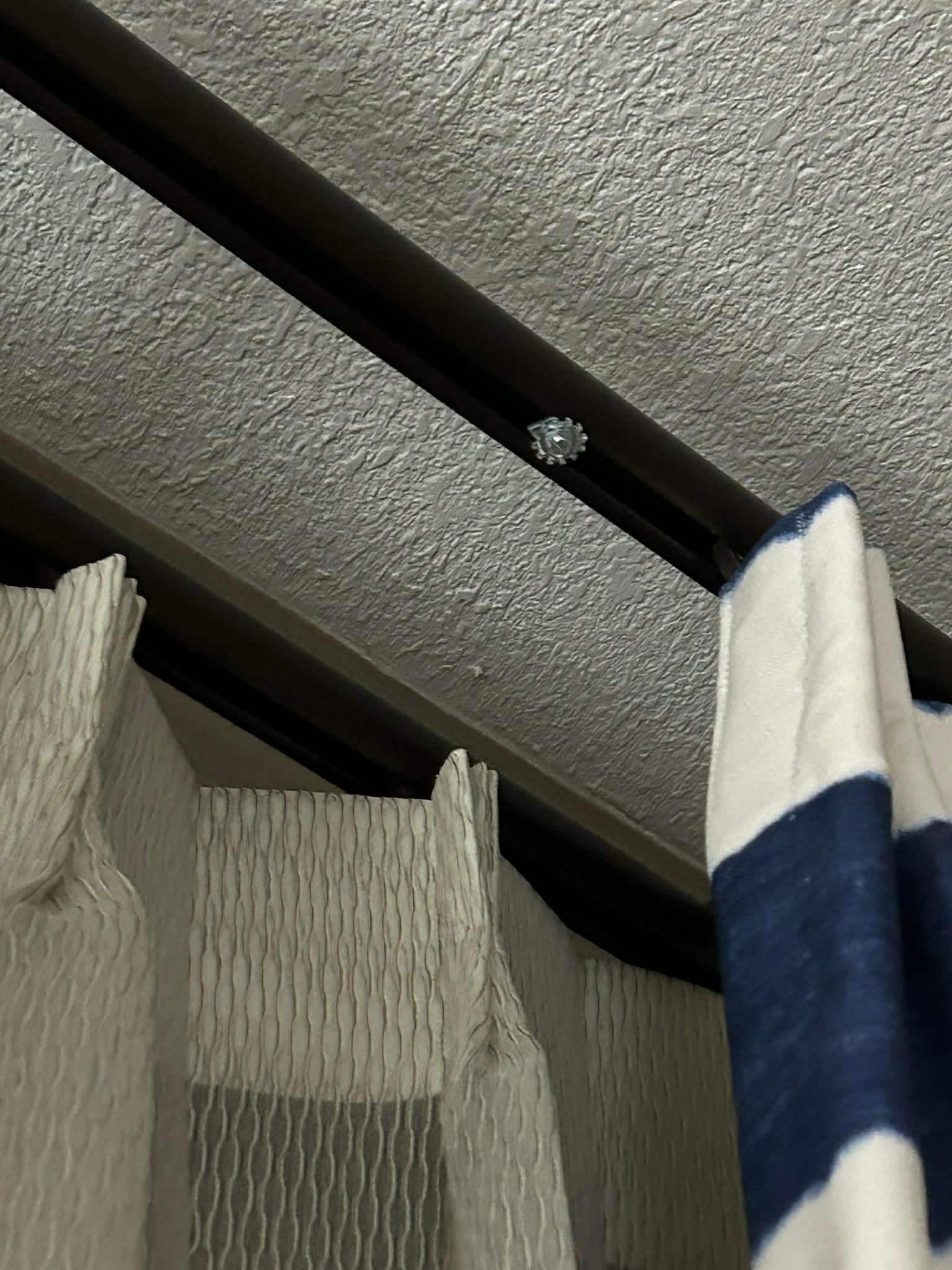 We could not close the inner drapes in the living room or bedroom, so people walking by could see in. That was a bit unnerving. But we still enjoyed our stay. 