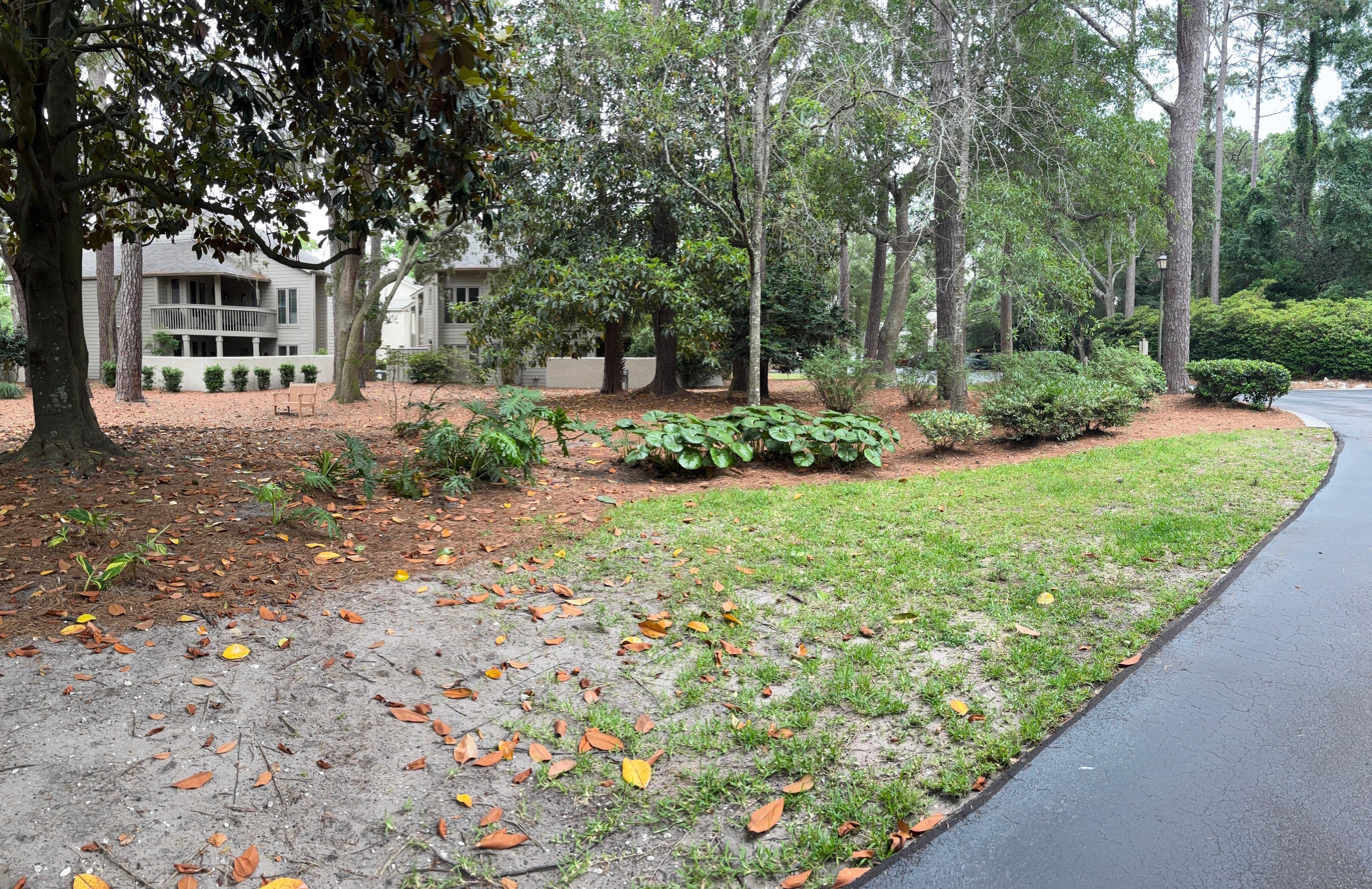 Front entrance-nicely landscaped 