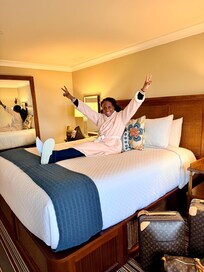 Very cozy room at the Inn by the Sea