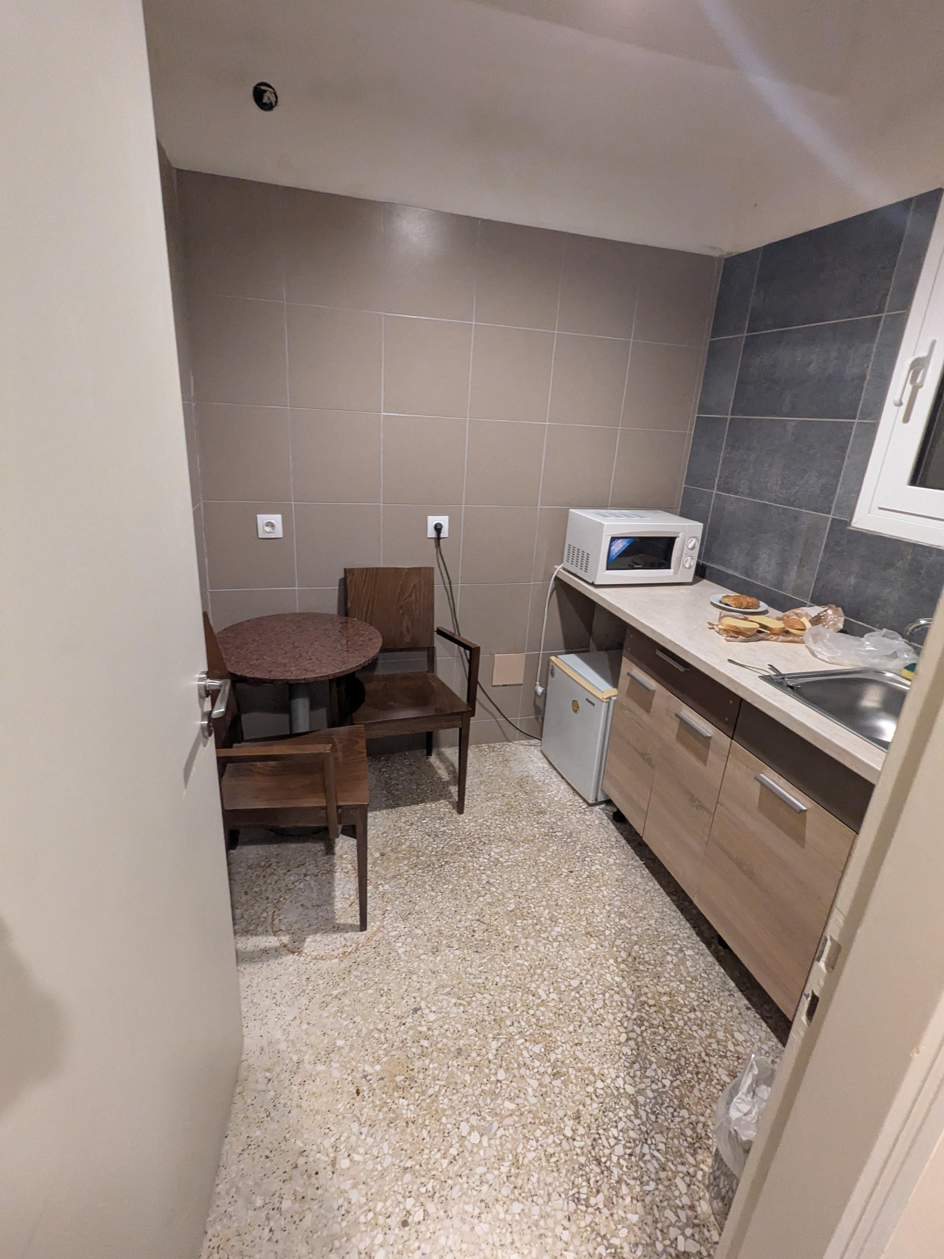 Kitchen and dining room 