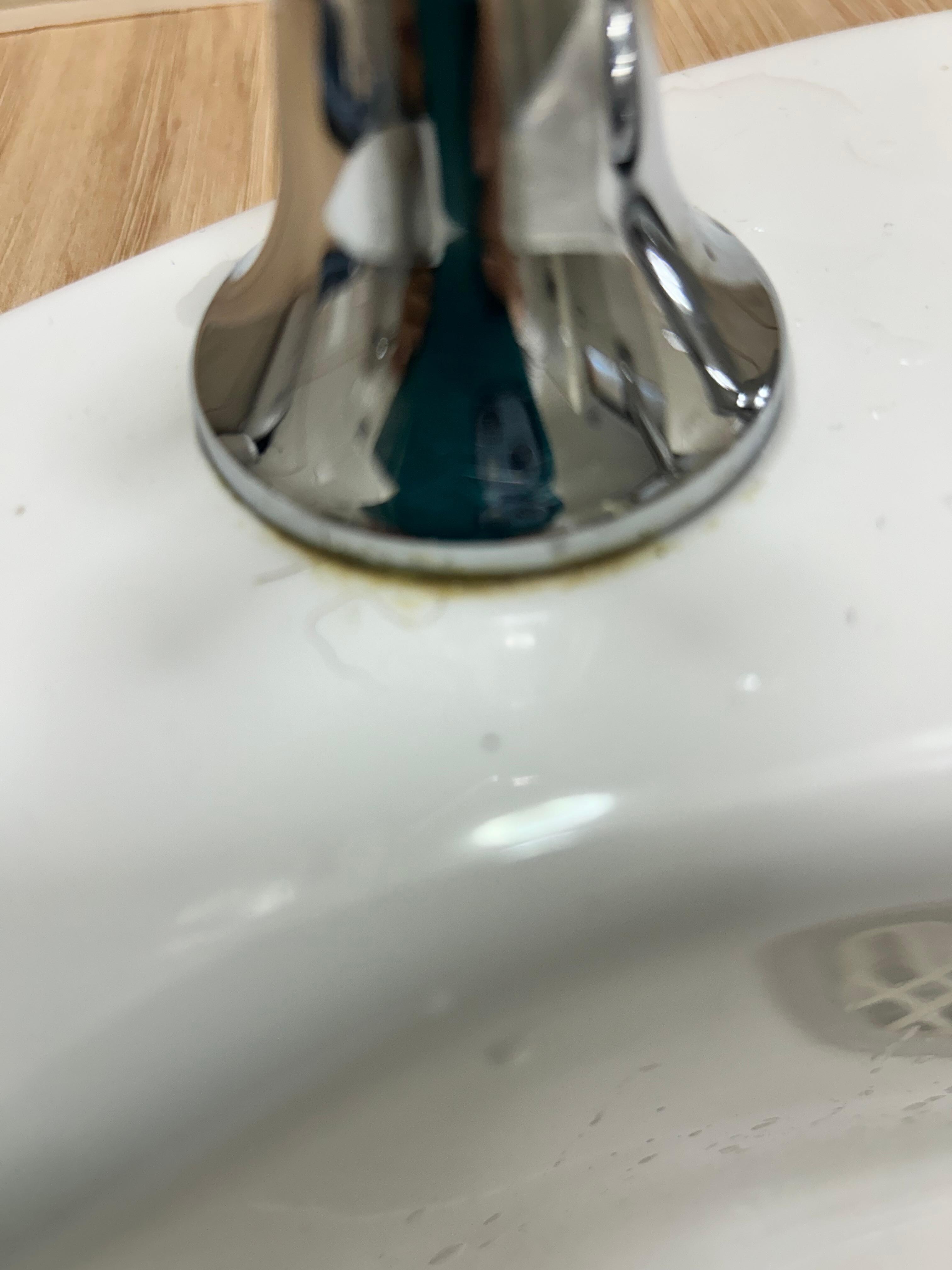 bathroom fisxtures are old and need a good deep scrub