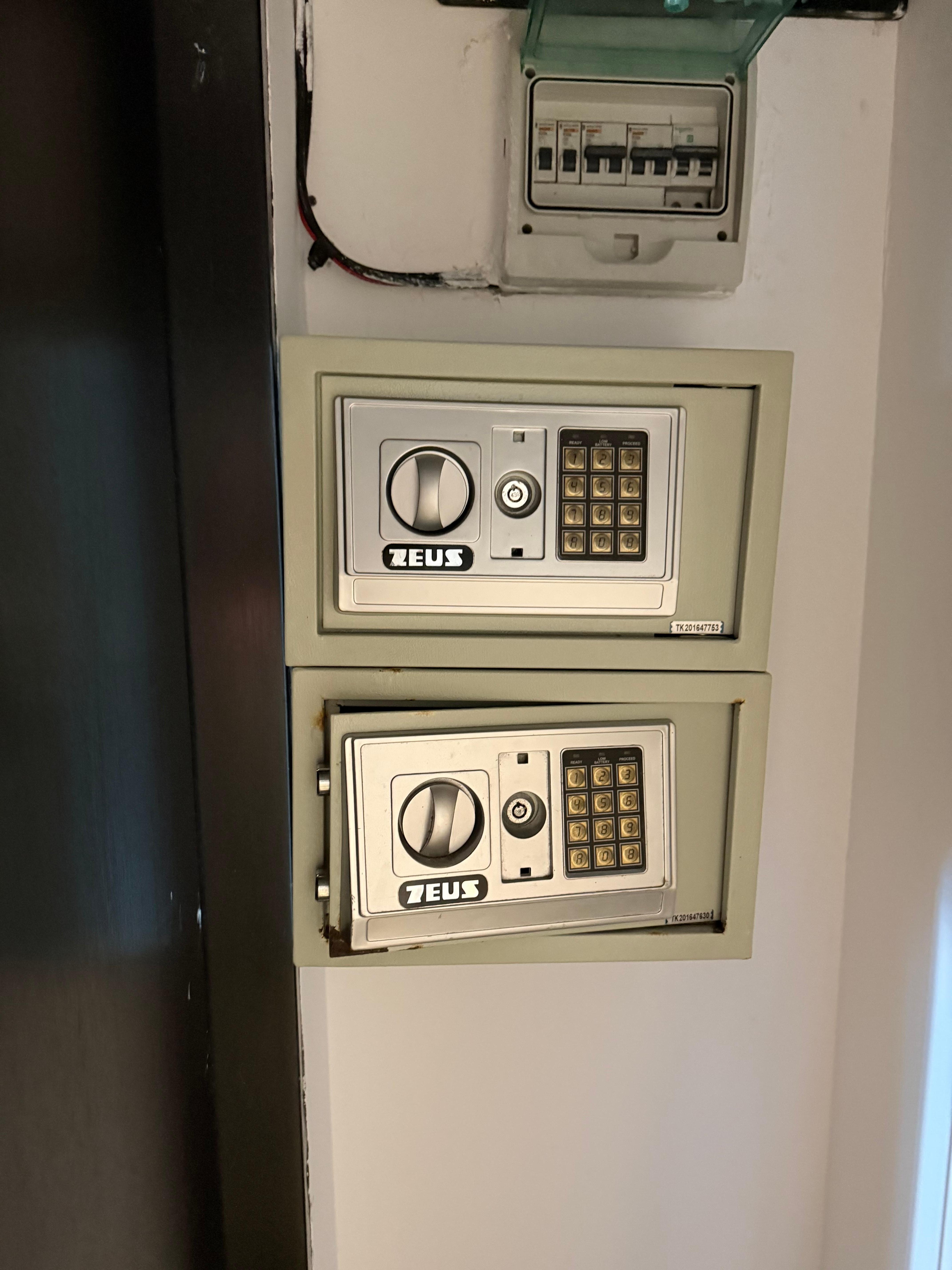 Instructions to the safe is missing