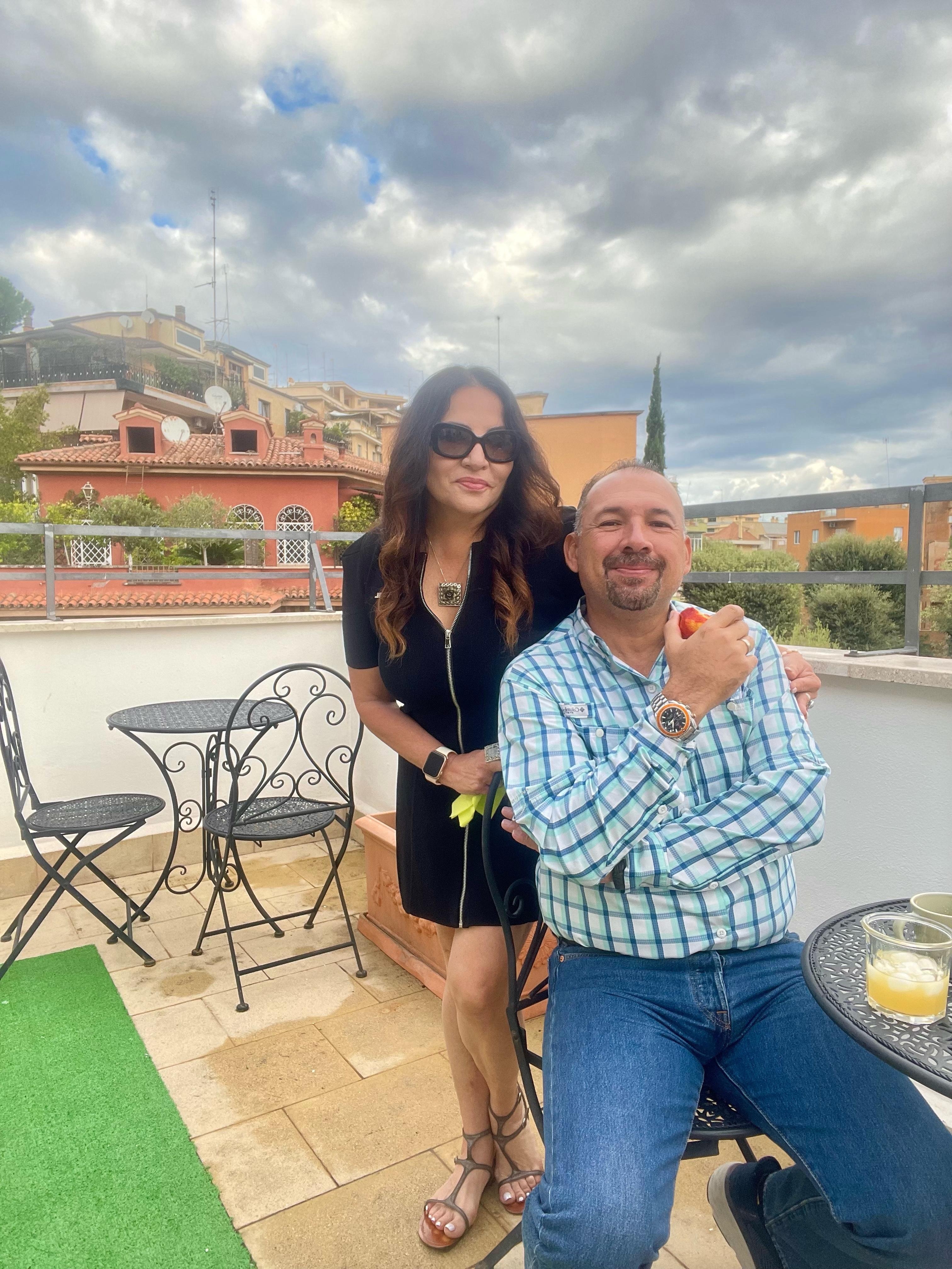 Terraza para un desayuno italiano 