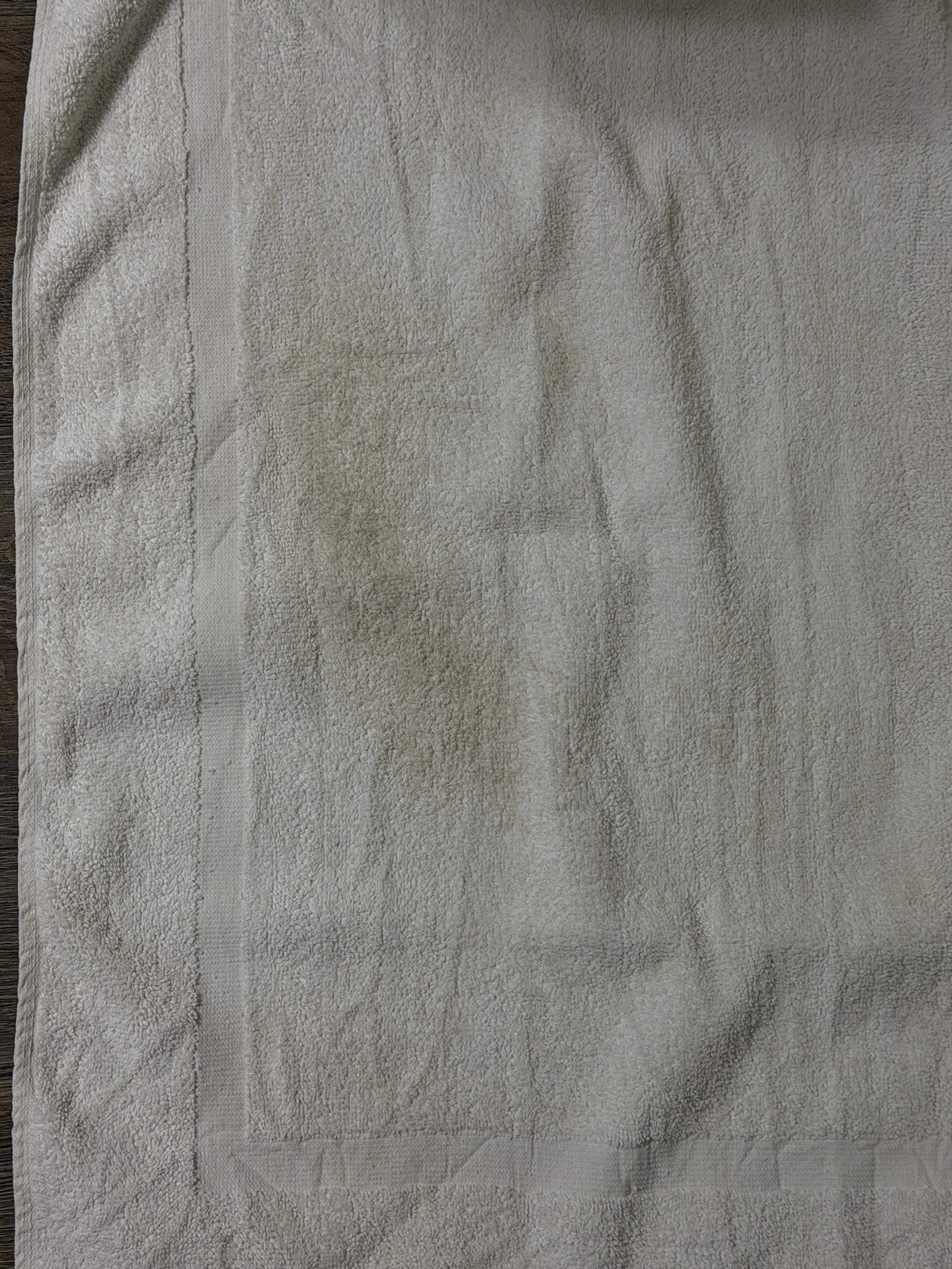 May towel has stains 