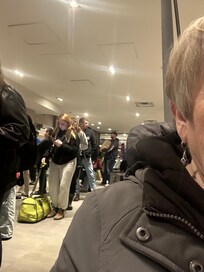 Line up to-check in!