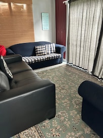 Lounge attached to sleepout