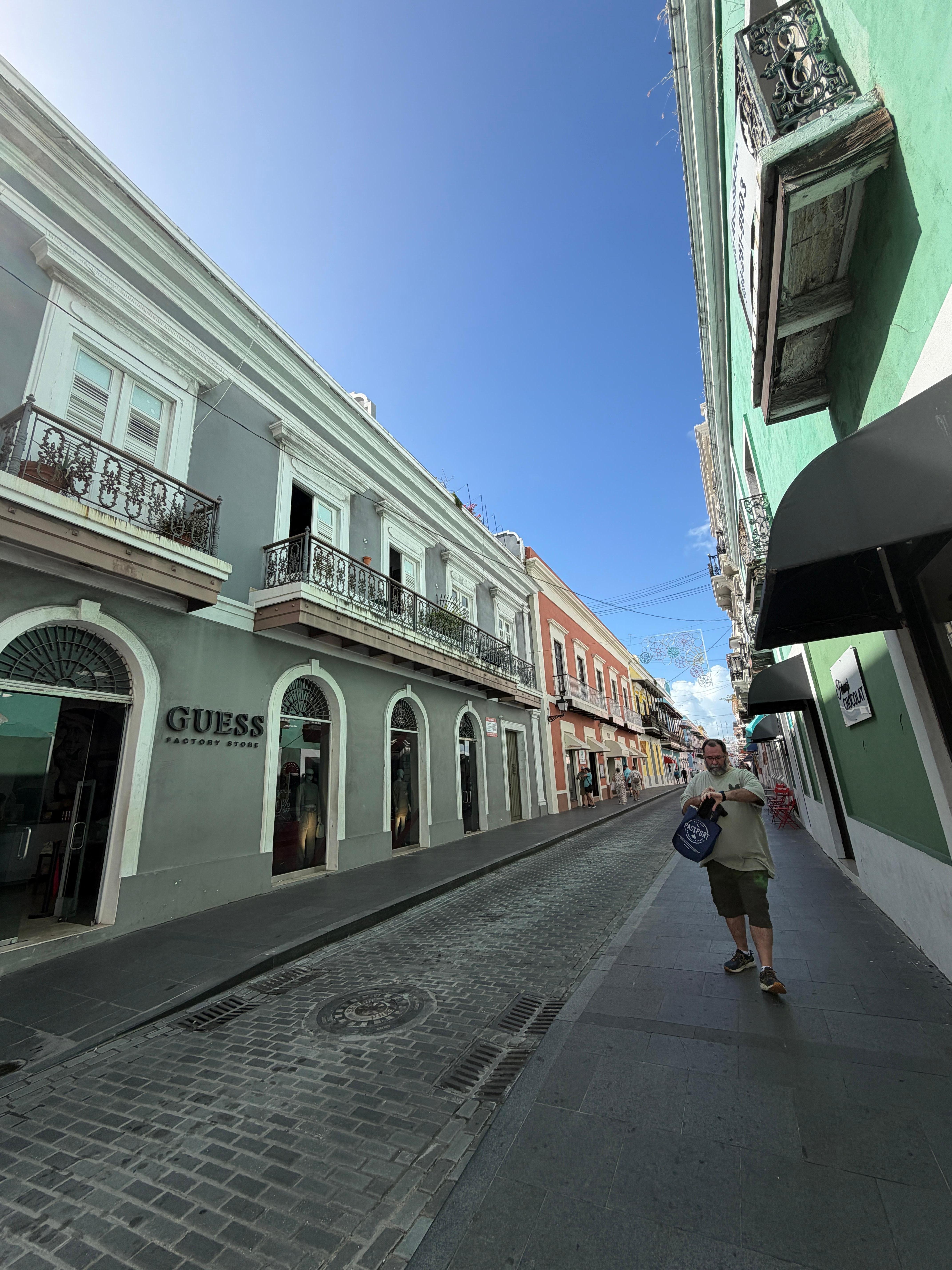  Beautiful area outside the hotel 