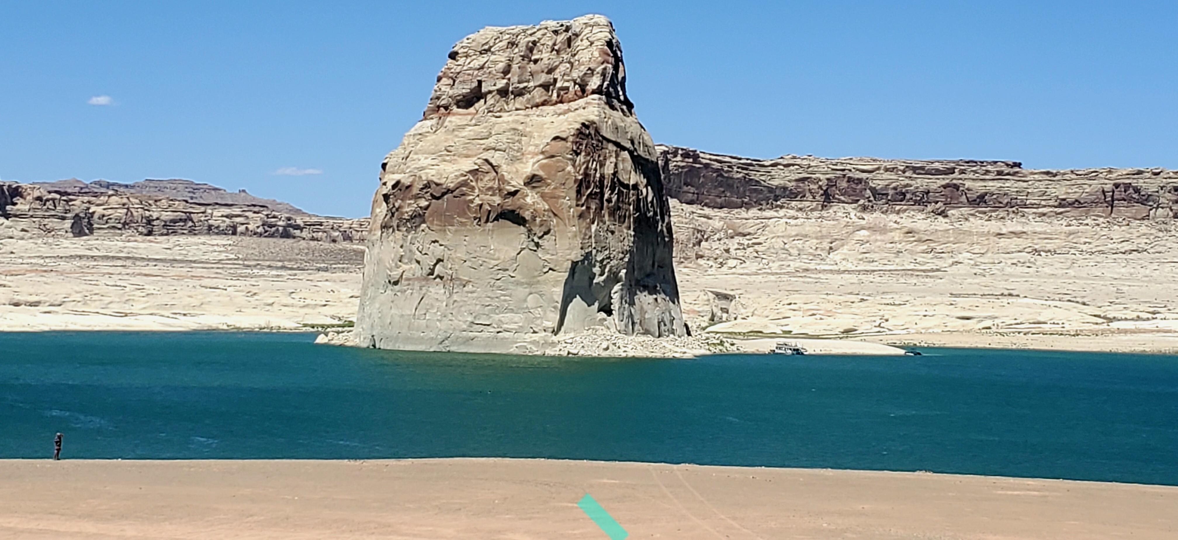 Lone Rock, Lake Powell