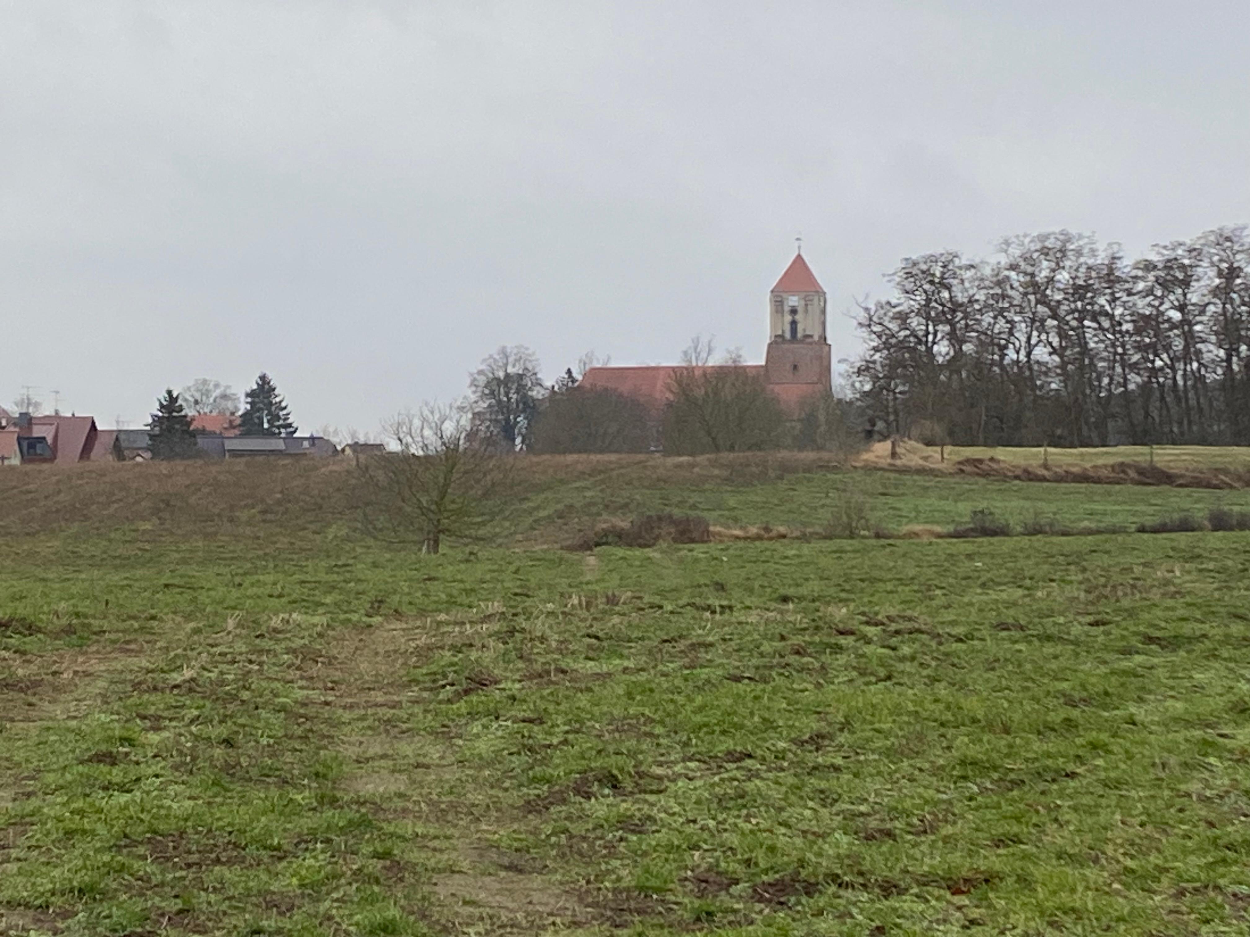 Gerswalde Kirche von Weitem
