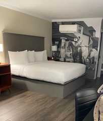 Adorable picture on the wall