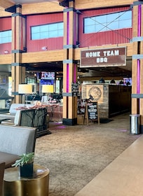 Access to delicious restaurant thru lobby
