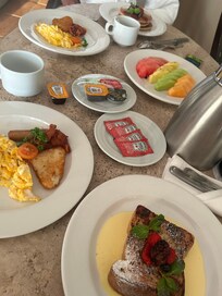 Breakfast in the room