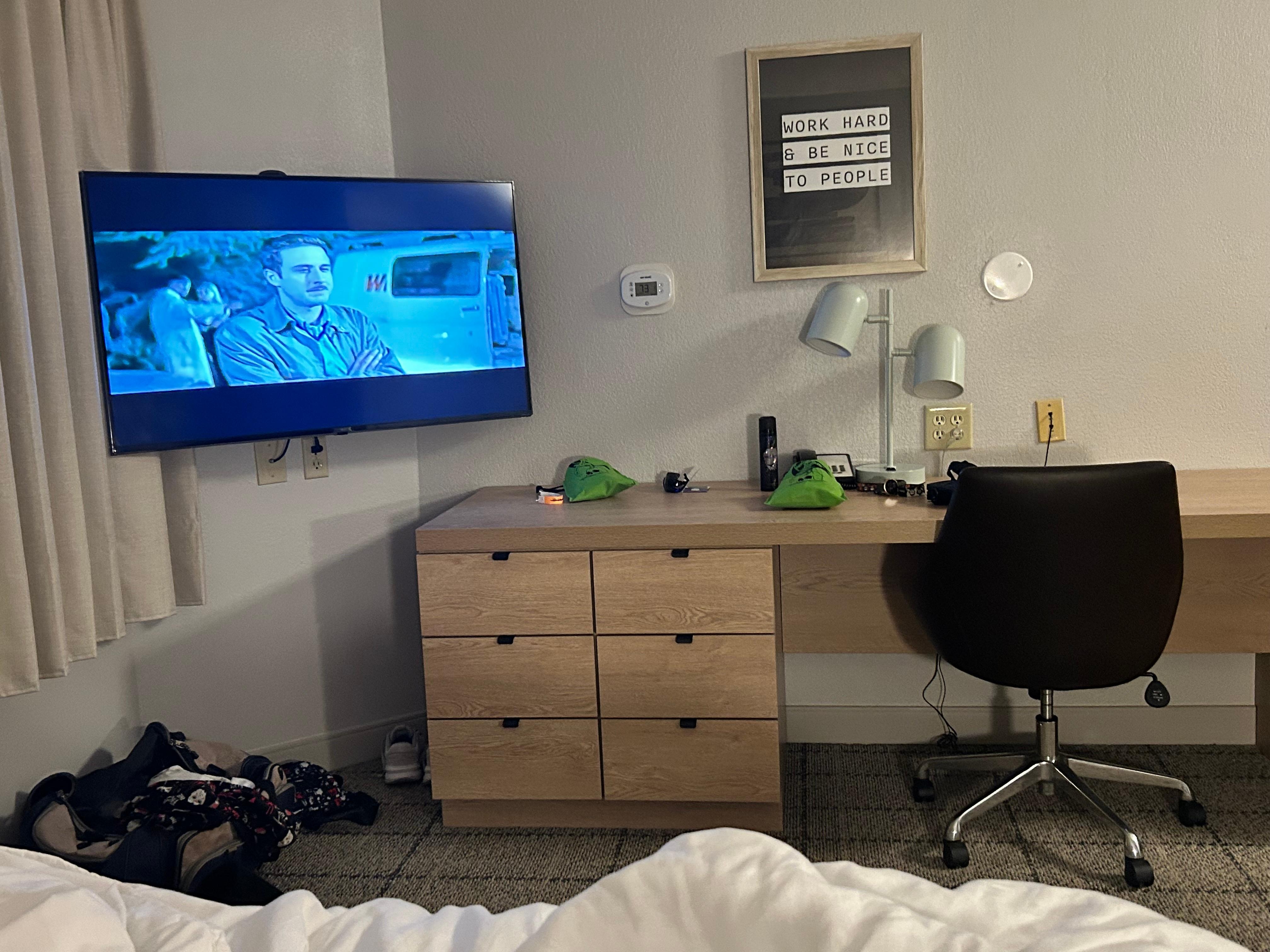 Beautiful furniture 
Tv only does regular cable but still nice