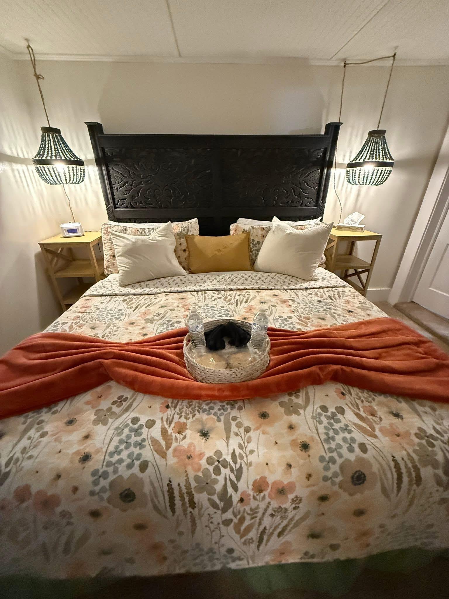 Welcome basket with water and cookies