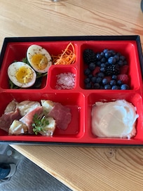 The breakfast was such an awesome experience. Thank you. We thought it was fabulous.