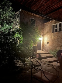 Els Casals beleuchtet