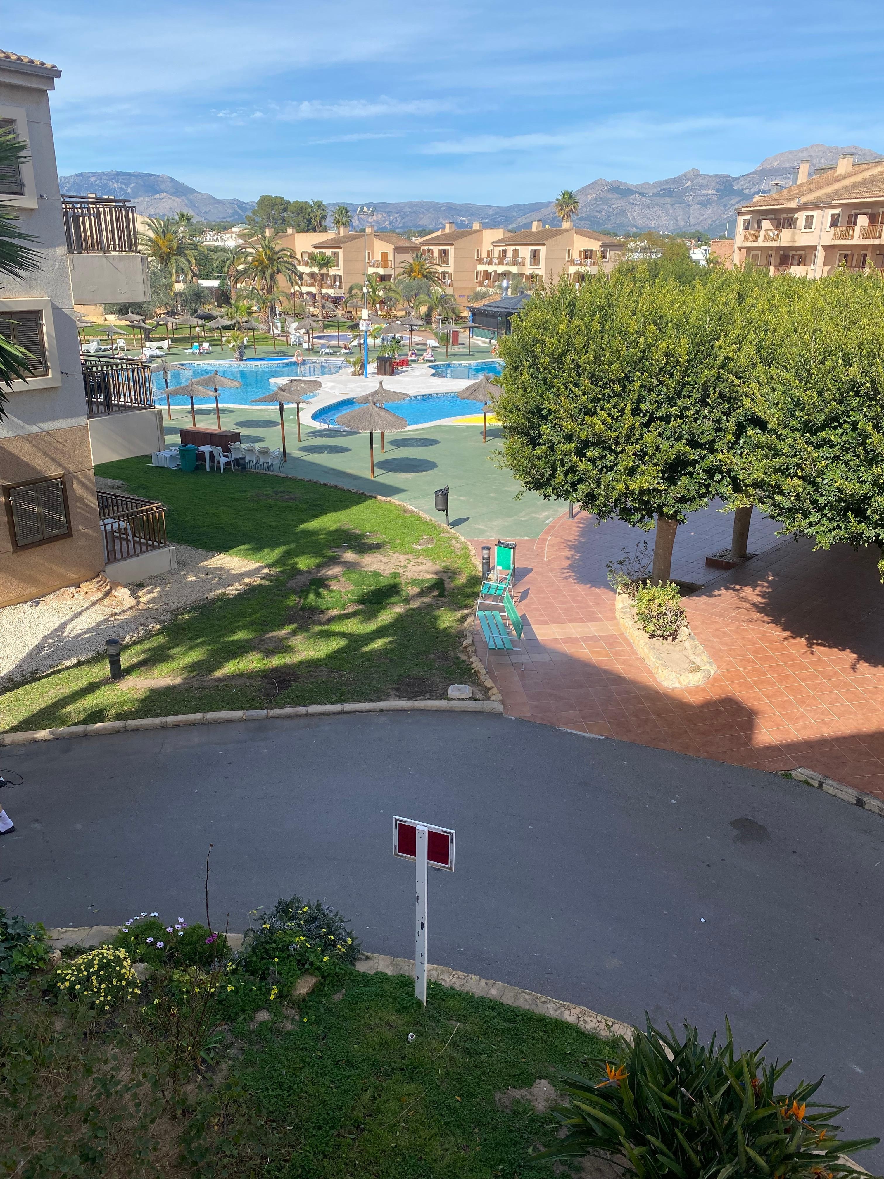 Utsikt fra balkongen uten sol. Med sol var kun for premium.